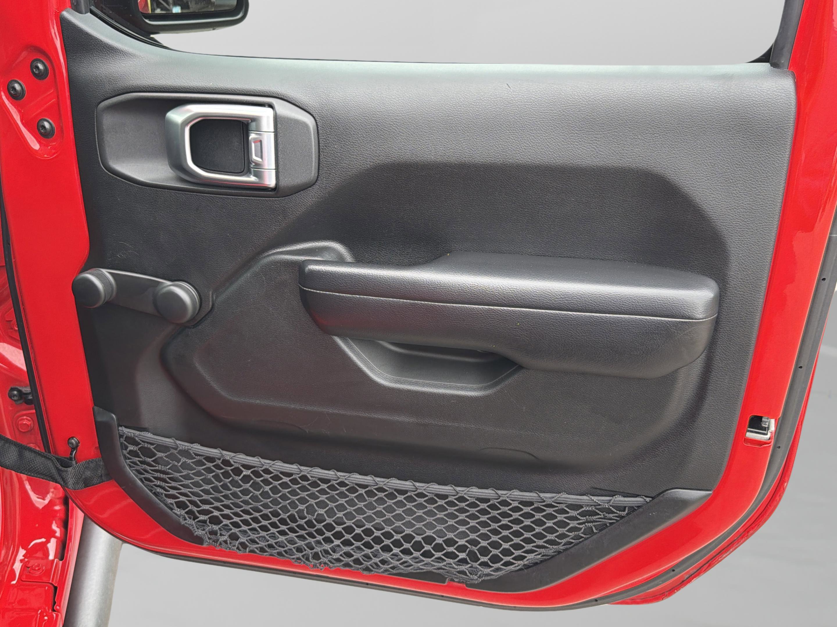 Used 2019 Jeep Wrangler Sport image 27