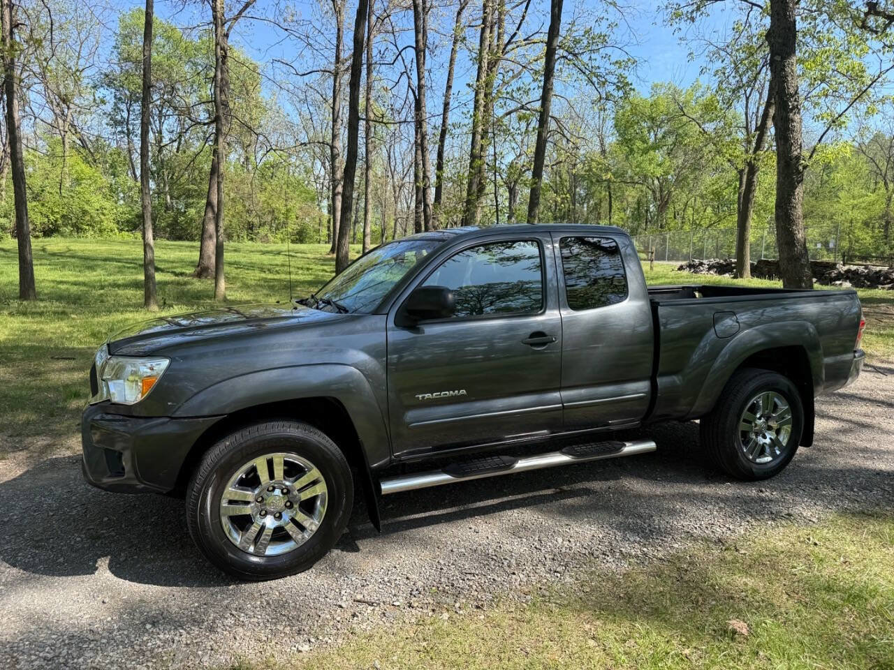 Used 2012 Toyota Tacoma PreRunner w/ SR5 Pkg RWD image 1