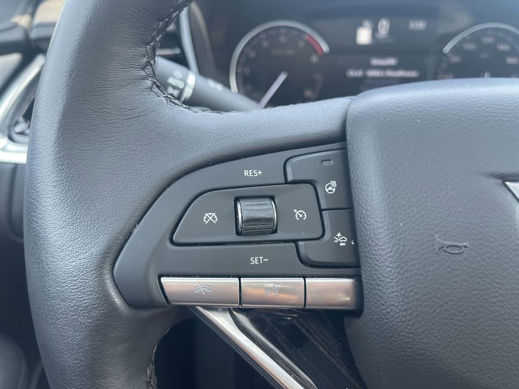 Certified 2025 Cadillac XT6 Premium Luxury image 20