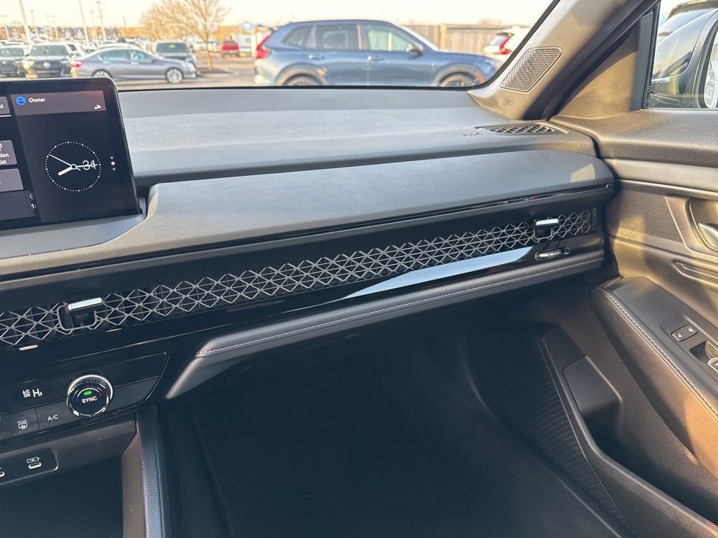 Certified 2023 Honda Accord Sport image 26