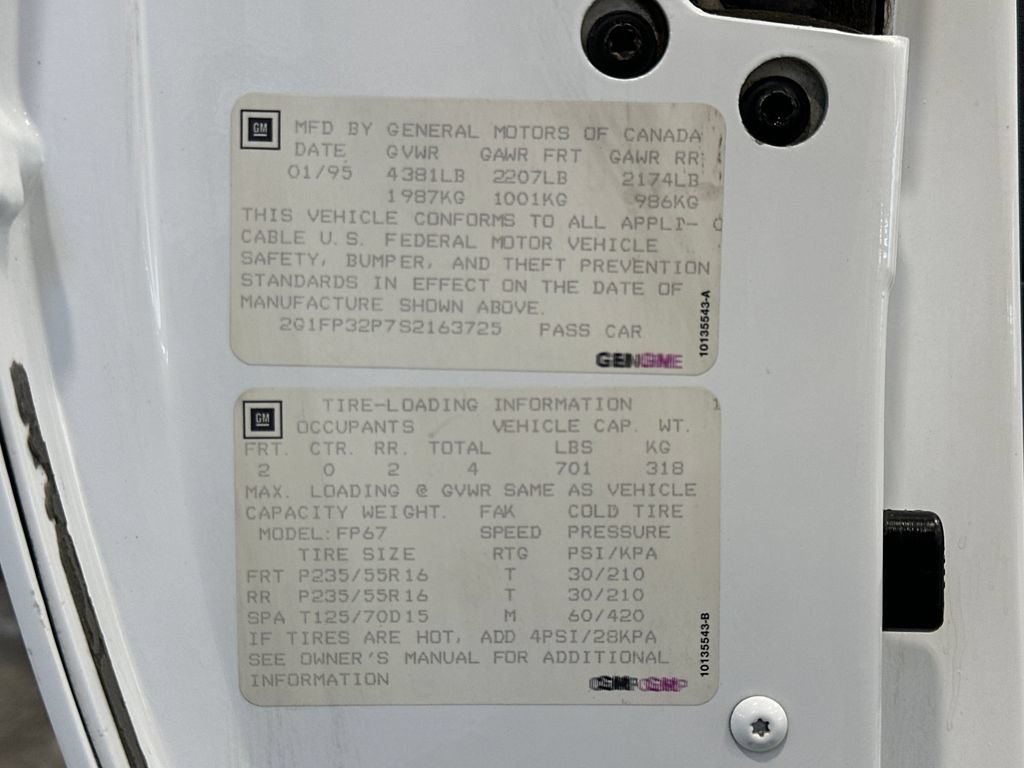 Used 1995 Chevrolet Camaro Z28 RWD image 11