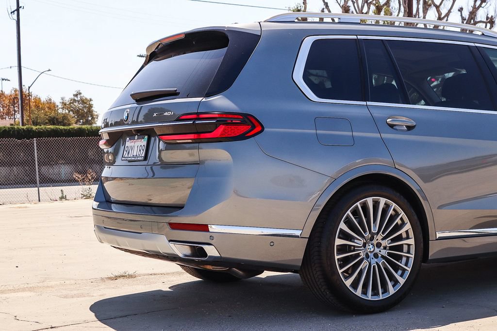 Used 2026 BMW X7 xDrive40i w/ Premium Package AWD/4WD image 11