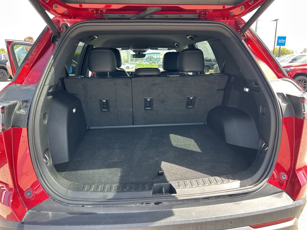 Certified 2025 Chevrolet Equinox LT w/ Convenience Package II image 12