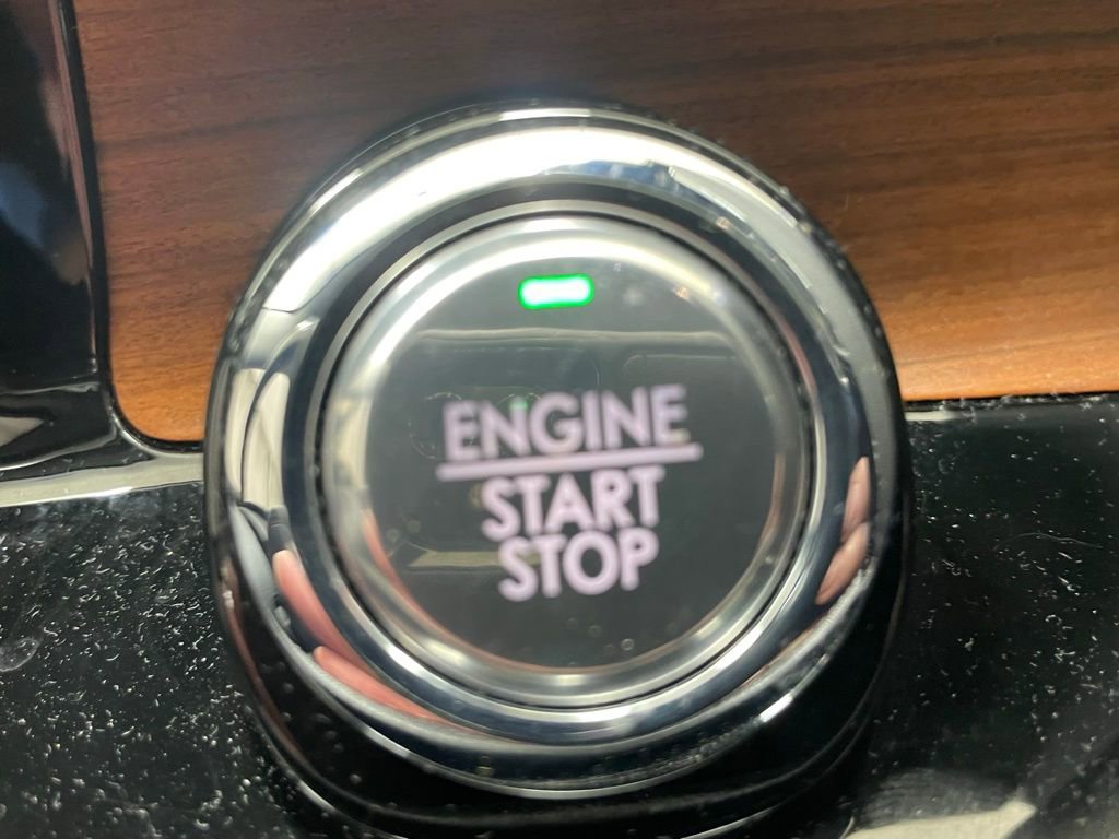 Used 2021 Lincoln Corsair Reserve image 28