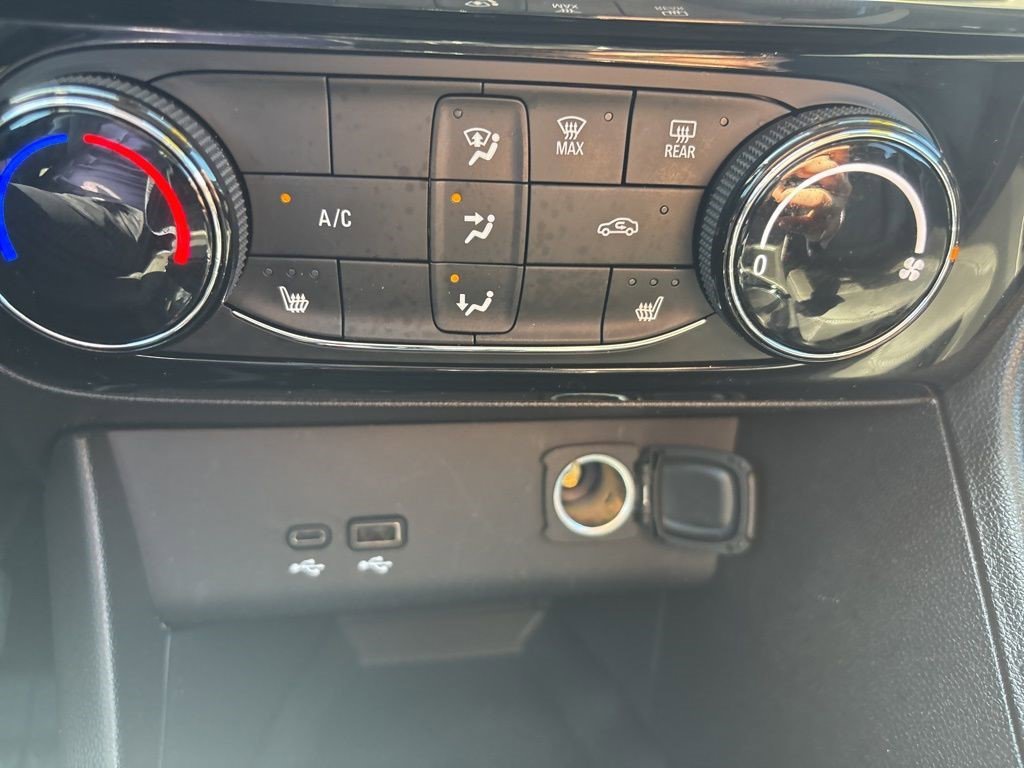 Certified 2024 Buick Encore GX Sport Touring w/ Comfort Package image 19