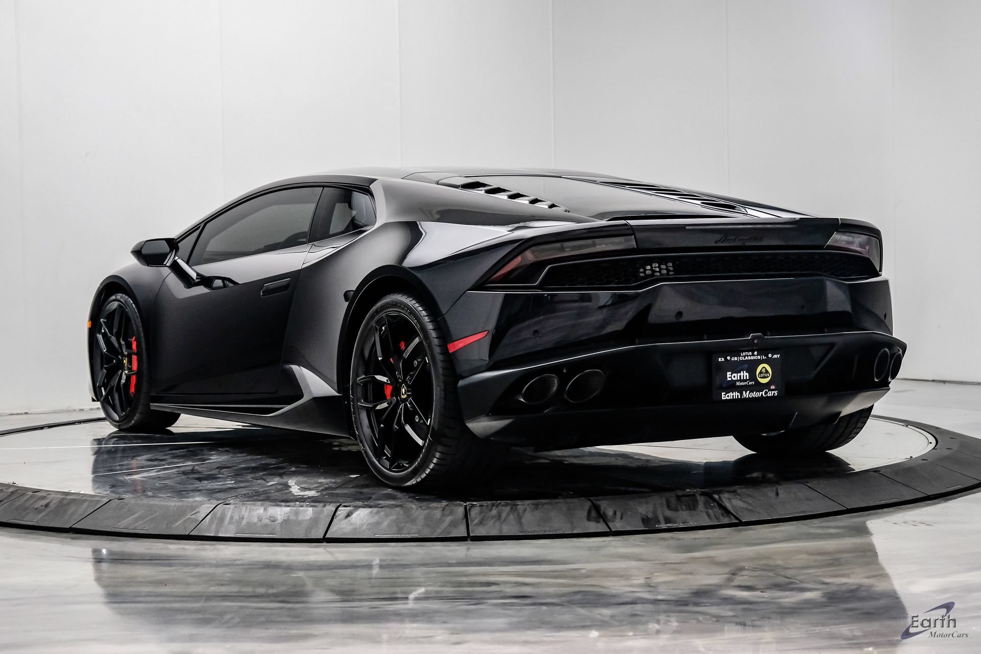 Used 2015 Lamborghini Huracan LP 610-4 AWD/4WD image 13