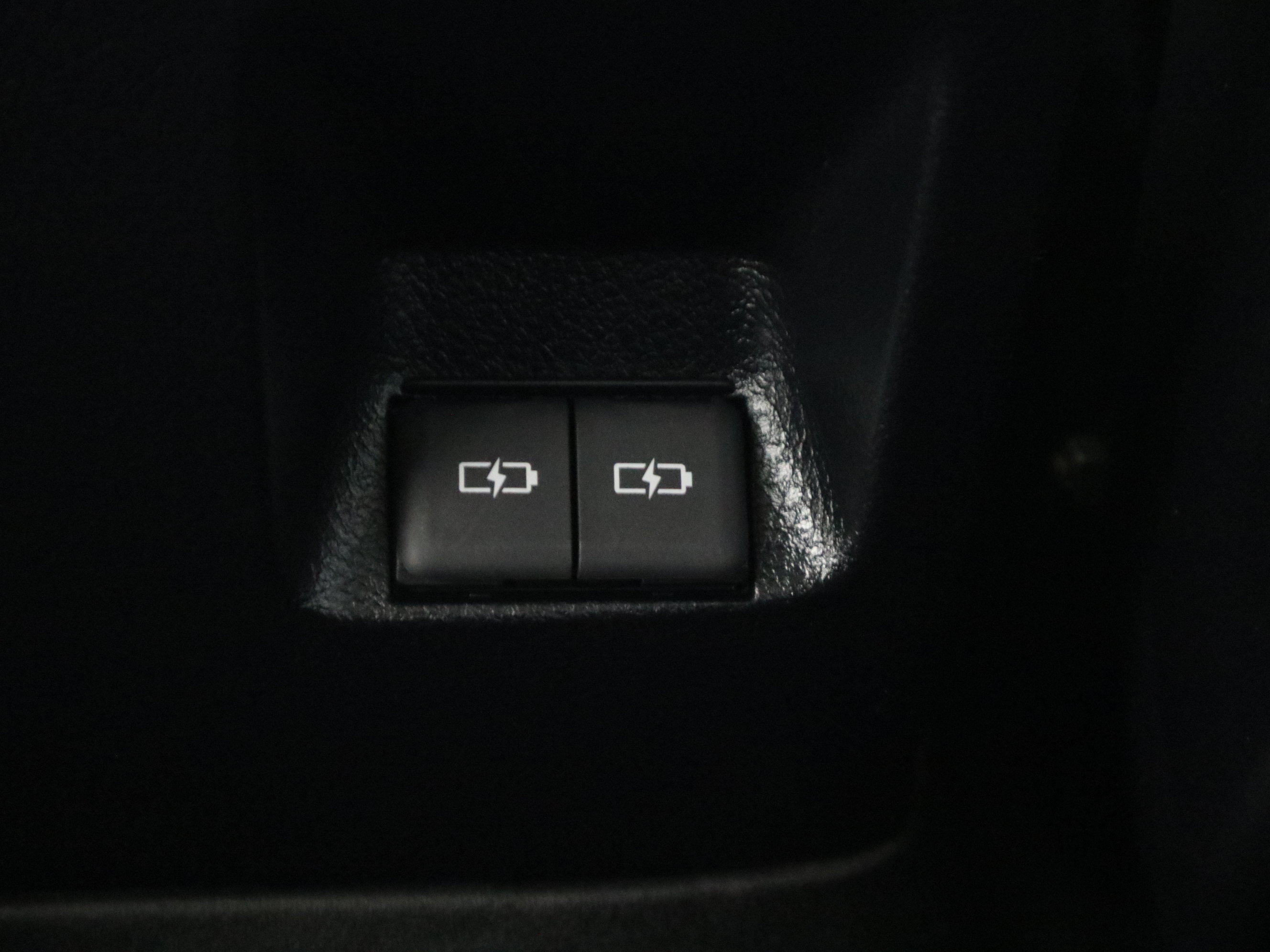 Used 2024 Toyota 4Runner TRD Sport AWD/4WD image 17