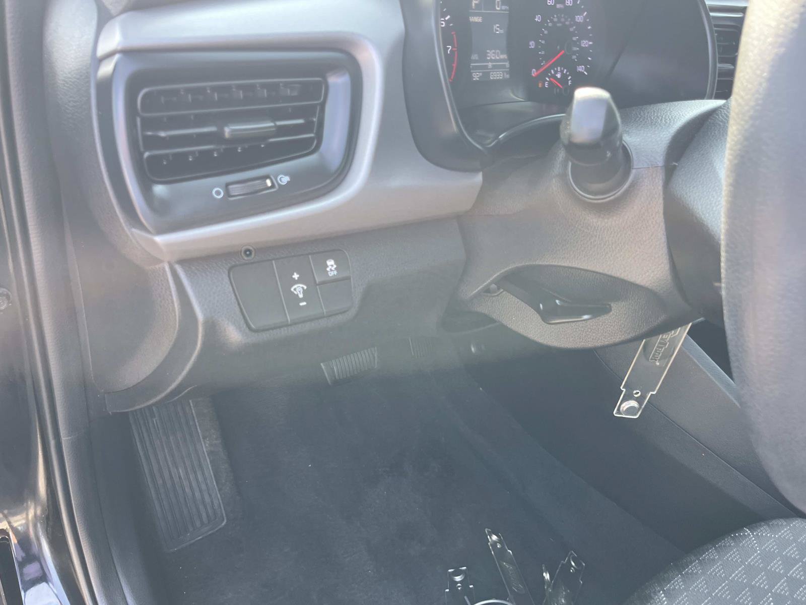 Used 2018 Kia Rio LX FWD image 25