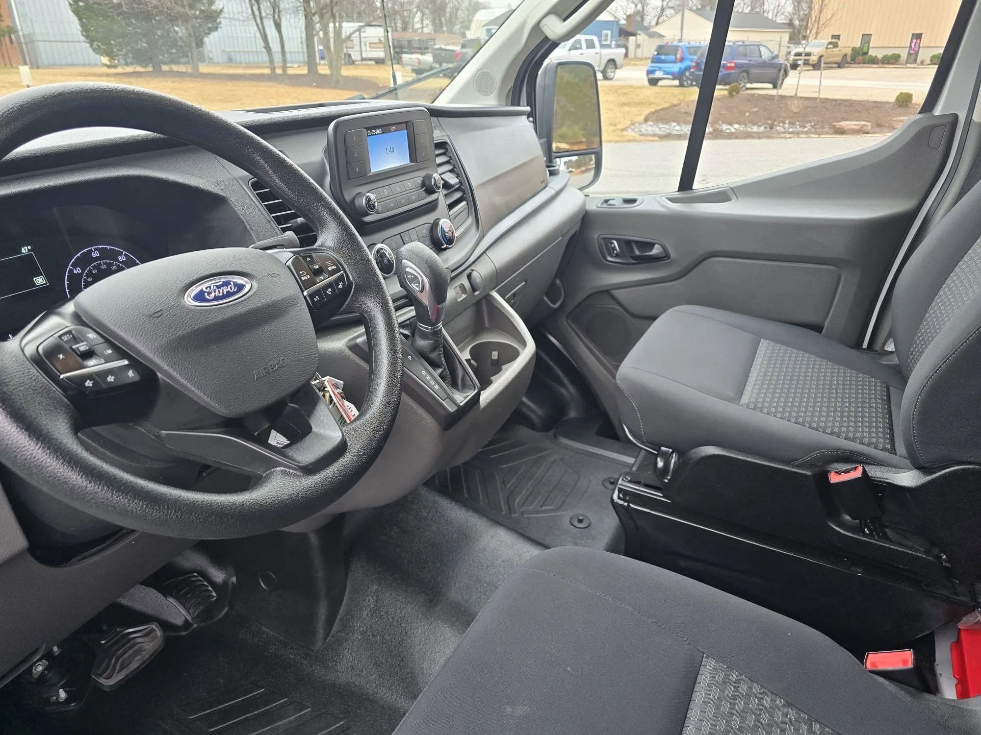 Used 2024 Ford Transit 250 Low Roof w/ Exterior Upgrade Package image 18