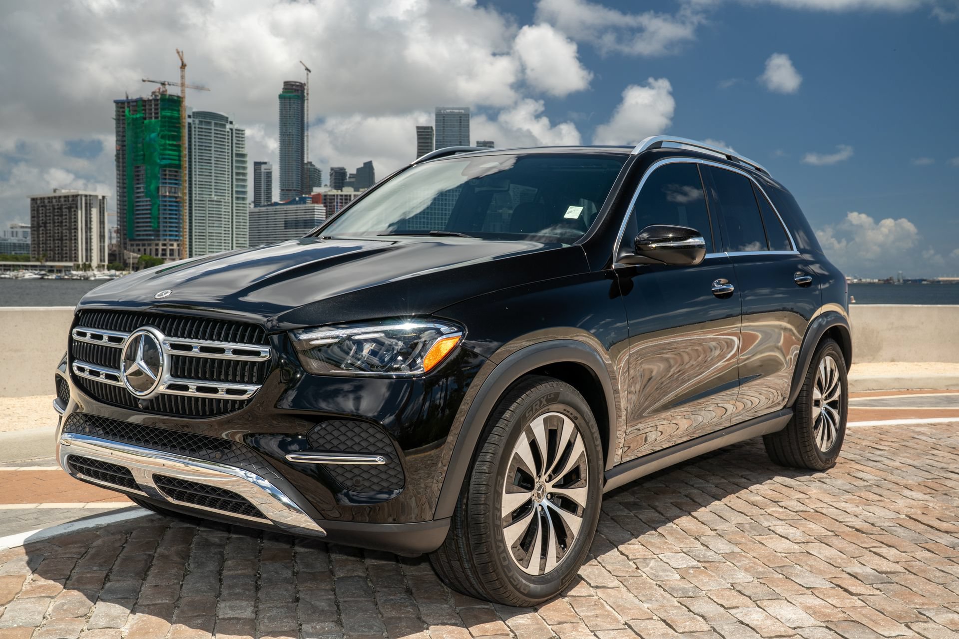 Used 2025 Mercedes-Benz GLE 450 4MATIC image 16