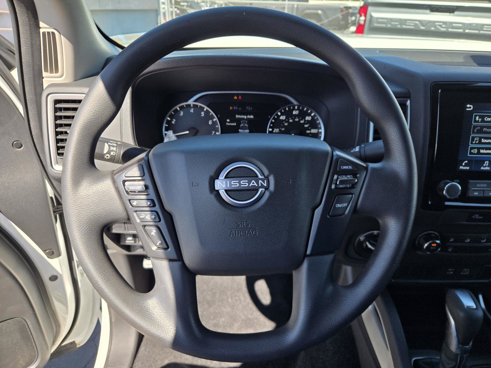 Used 2024 Nissan Frontier SV w/ Tow Package AWD/4WD image 17