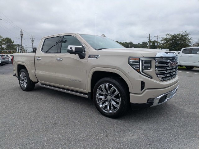 Used 2026 GMC Sierra 1500 Denali w/ Denali Reserve Package AWD/4WD image 2