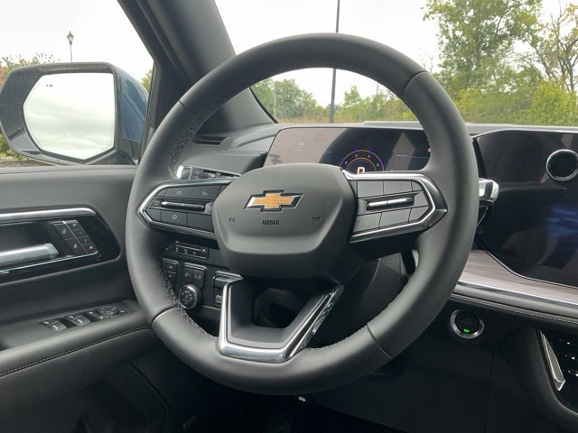 New 2026 Chevrolet Suburban LT w/ Comfort Package AWD/4WD image 23