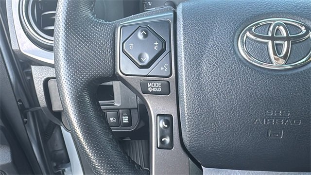 Used 2018 Toyota Tacoma TRD Sport image 16