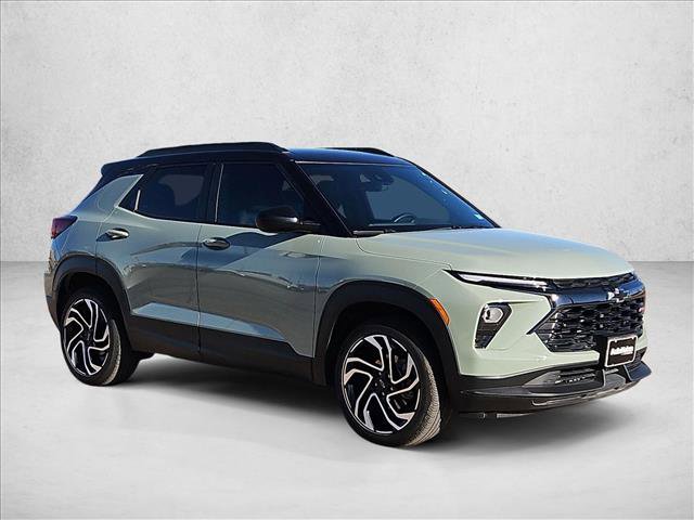 Used 2024 Chevrolet TrailBlazer RS image 3