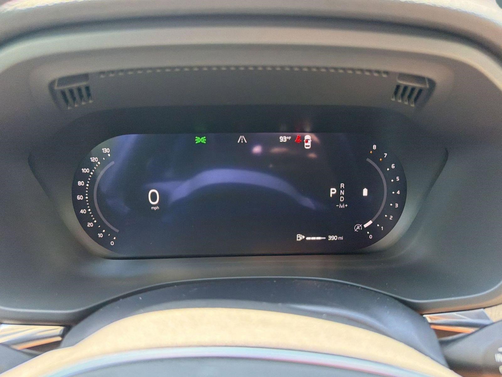New 2026 Volvo XC60 B5 Plus w/ Climate Package AWD/4WD image 19