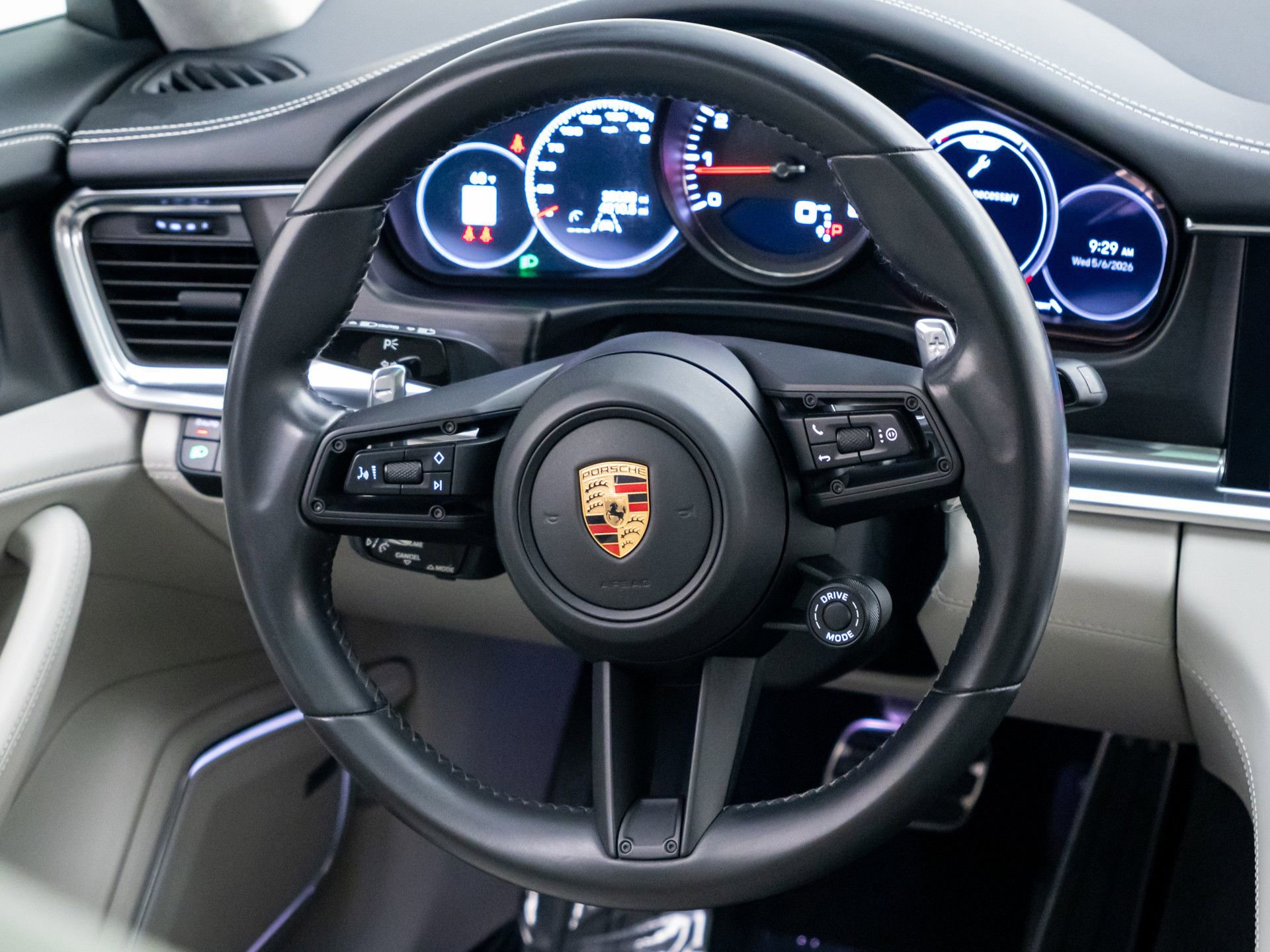 Used 2022 Porsche Panamera GTS AWD/4WD image 12