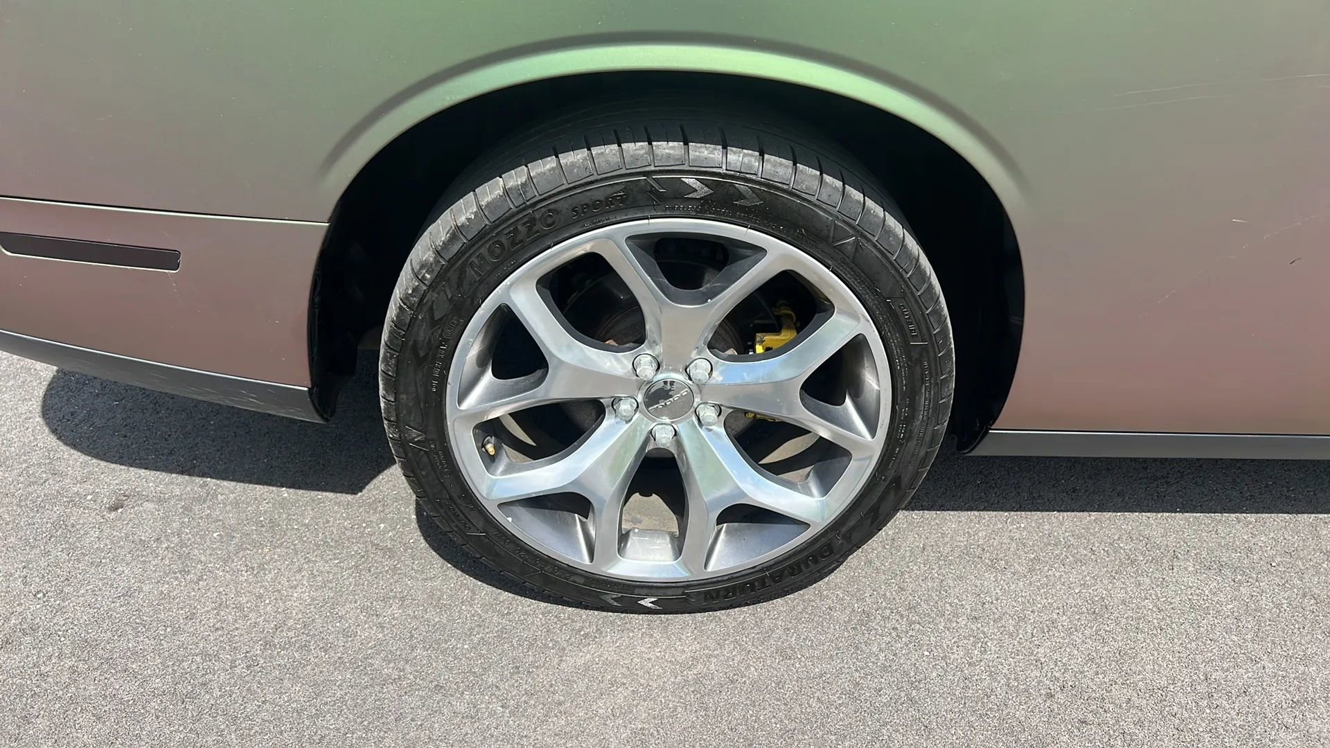 Used 2015 Dodge Challenger SXT Plus RWD image 27