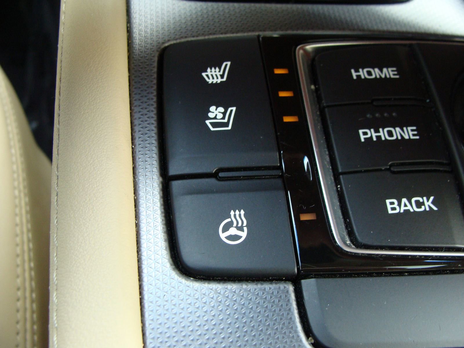 Used 2017 Genesis G80 3.8 w/ Option Group 03 image 20