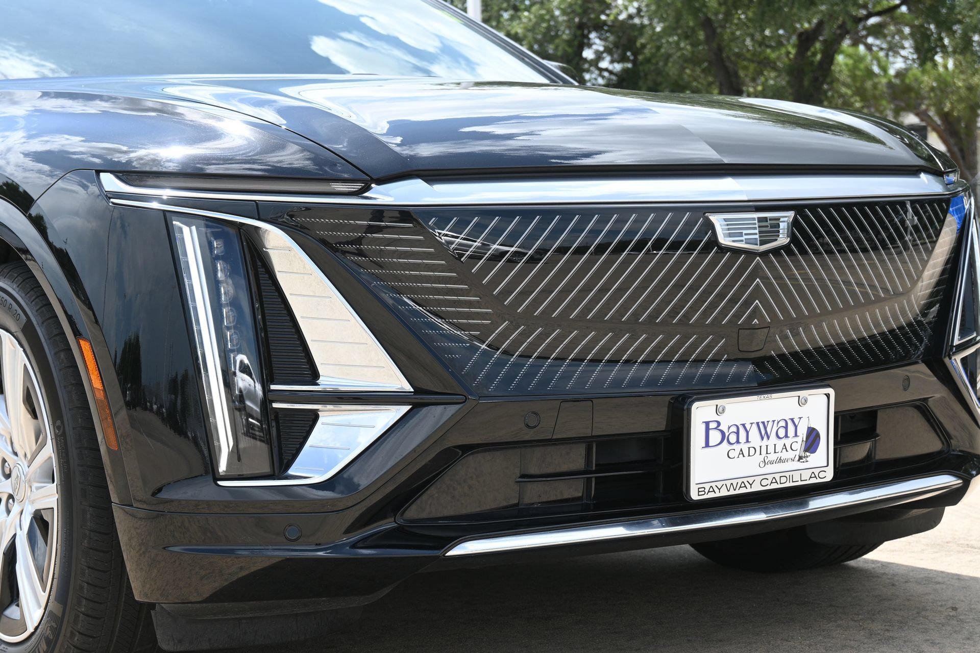 Certified 2024 Cadillac Lyriq Tech AWD/4WD image 24