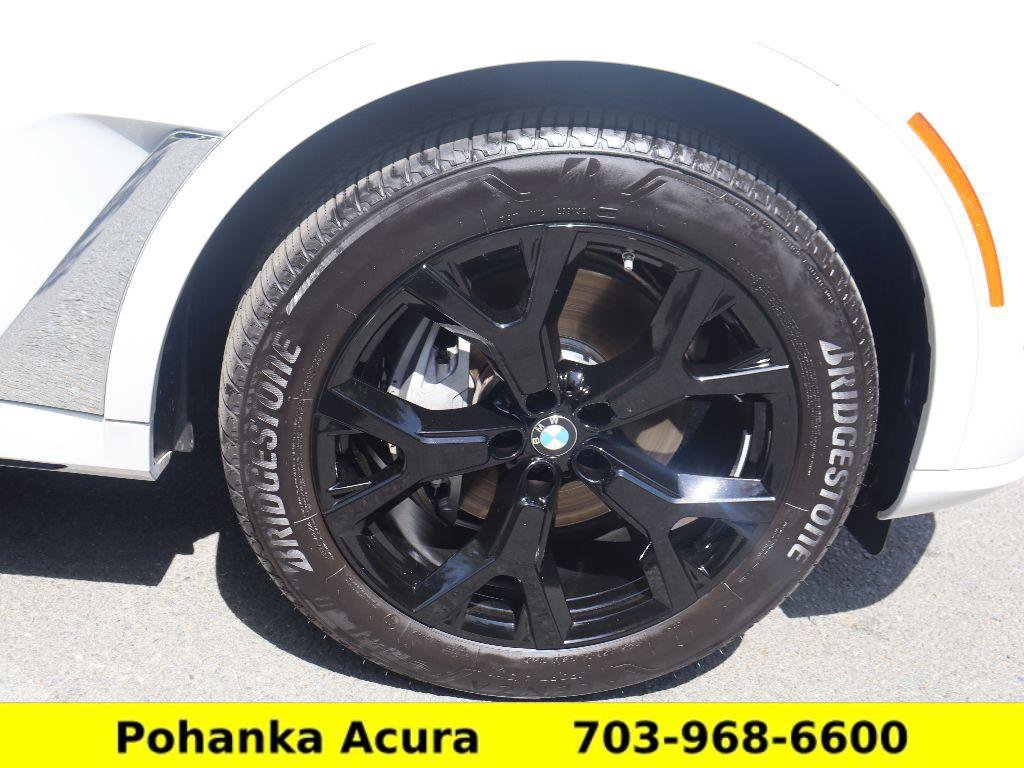 Used 2026 BMW X7 xDrive40i AWD/4WD image 38