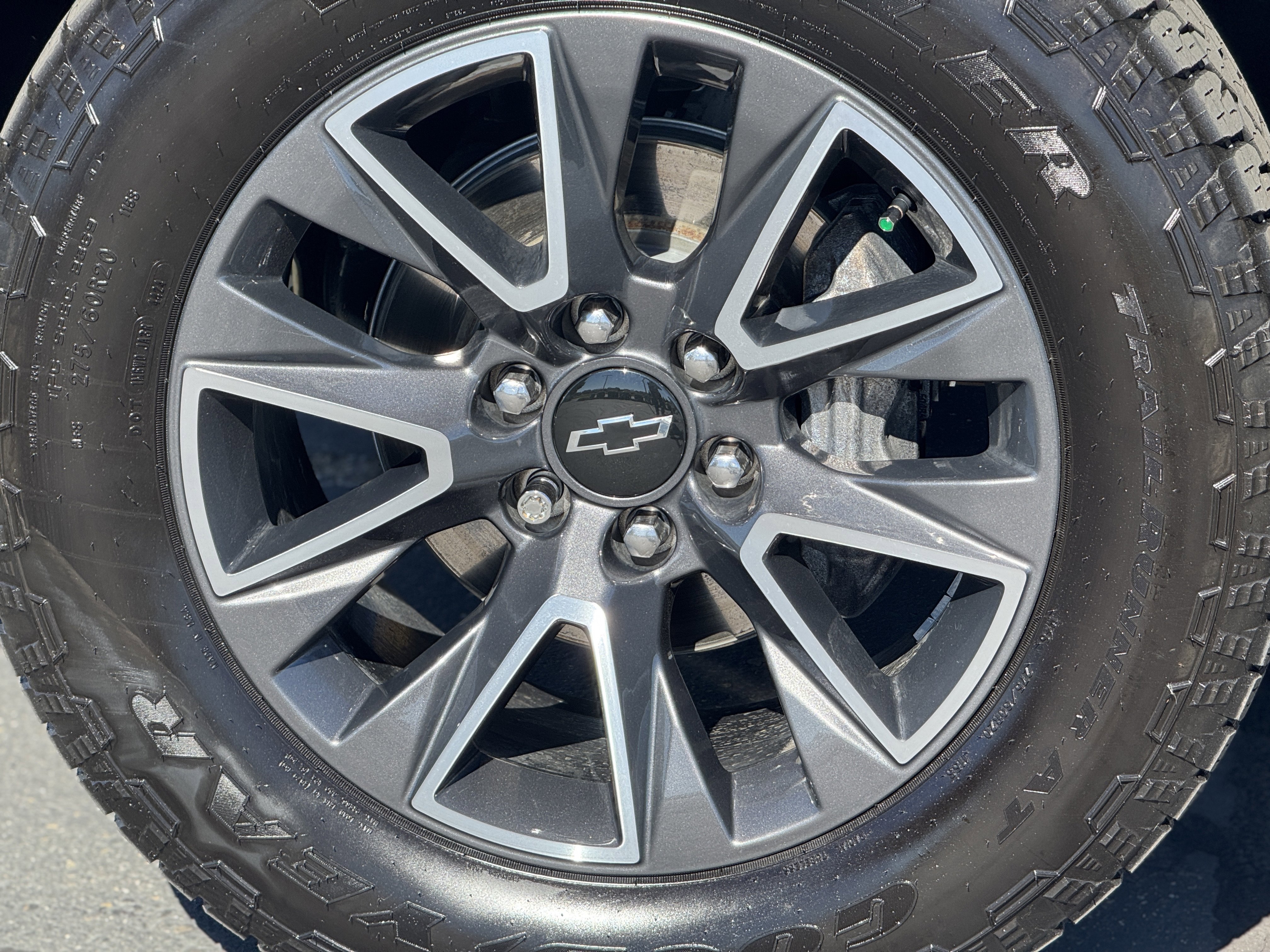 Certified 2022 Chevrolet Tahoe Z71 w/ Luxury Package image 7