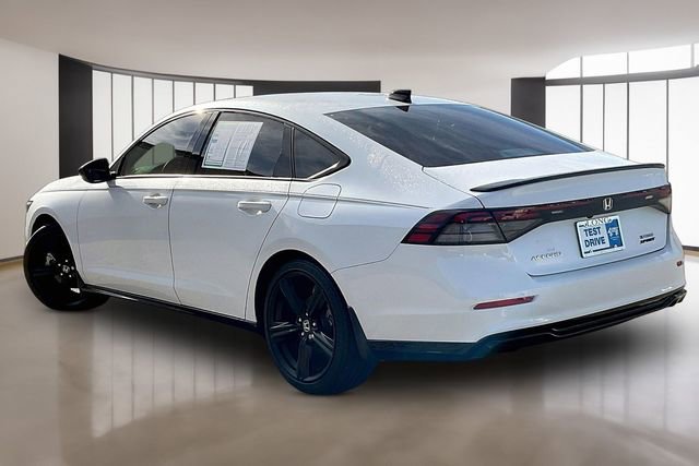 Used 2023 Honda Accord Sport image 4