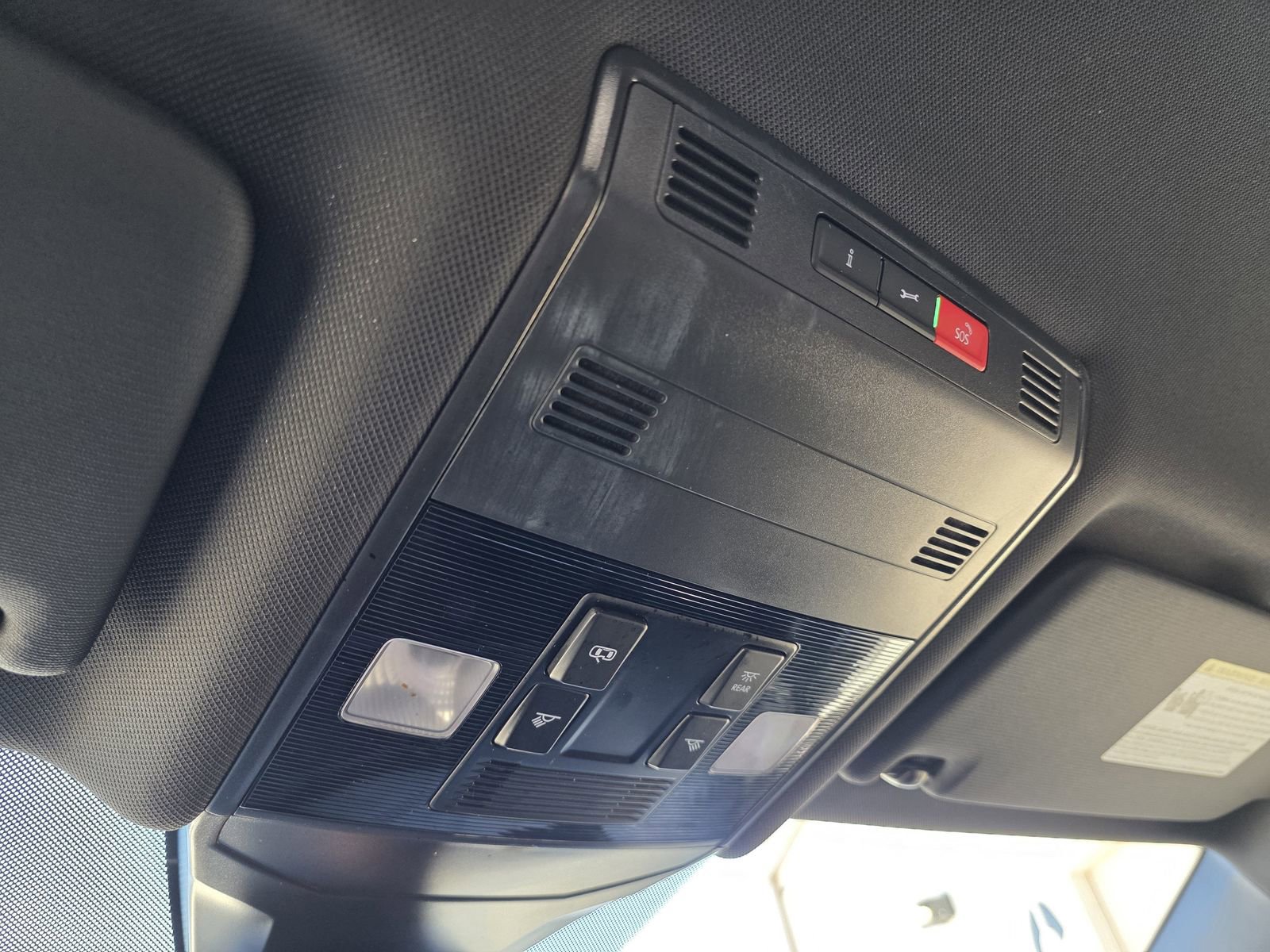 Used 2024 Volkswagen Jetta Sport image 28