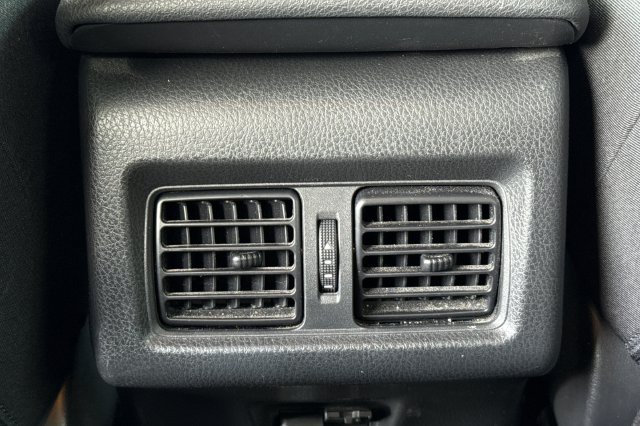 Used 2025 Toyota Camry LE FWD image 16