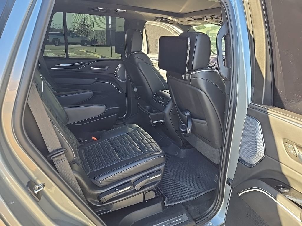 Used 2023 Cadillac Escalade V image 19