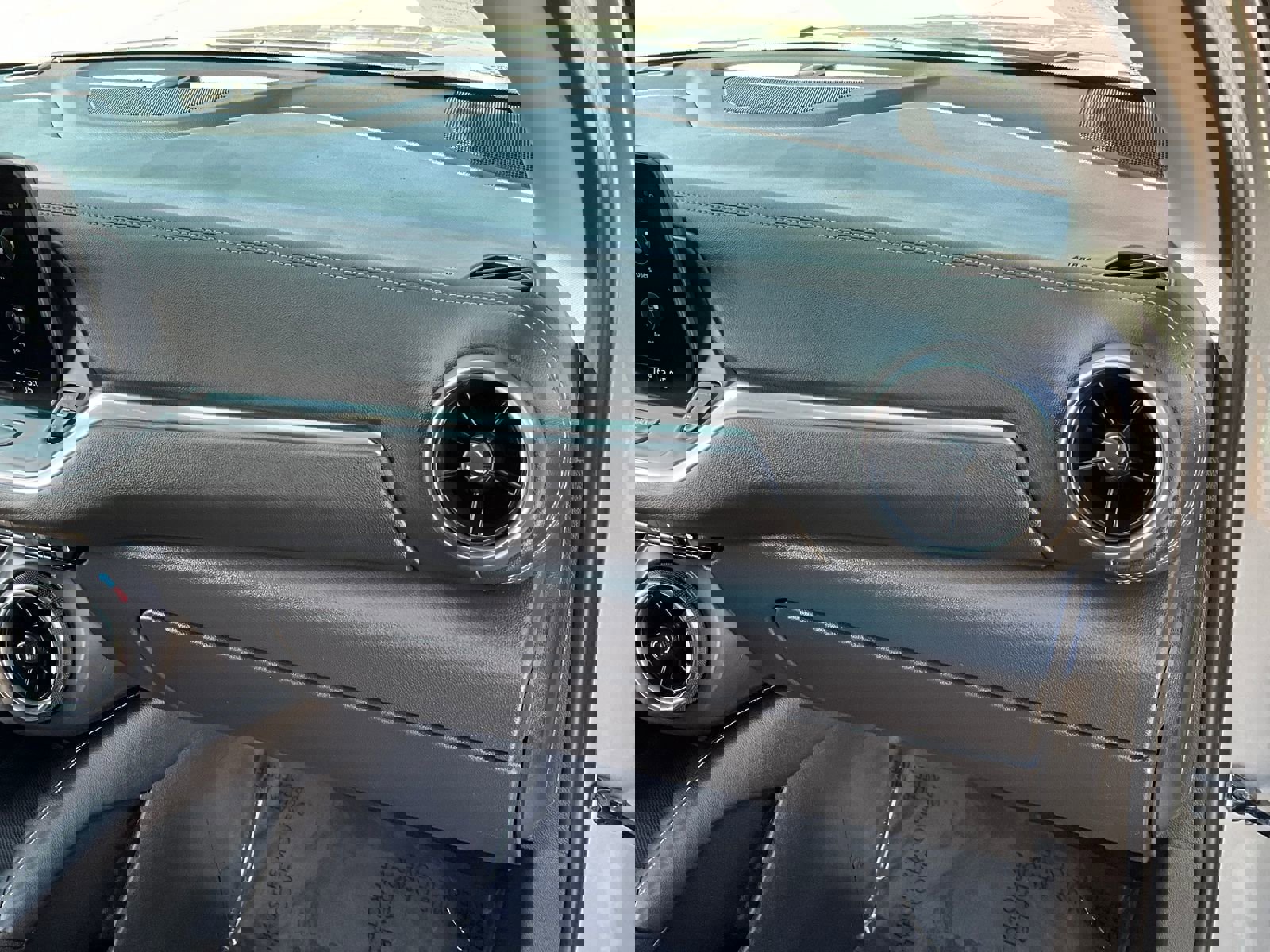 Used 2025 Chevrolet Blazer LT image 14