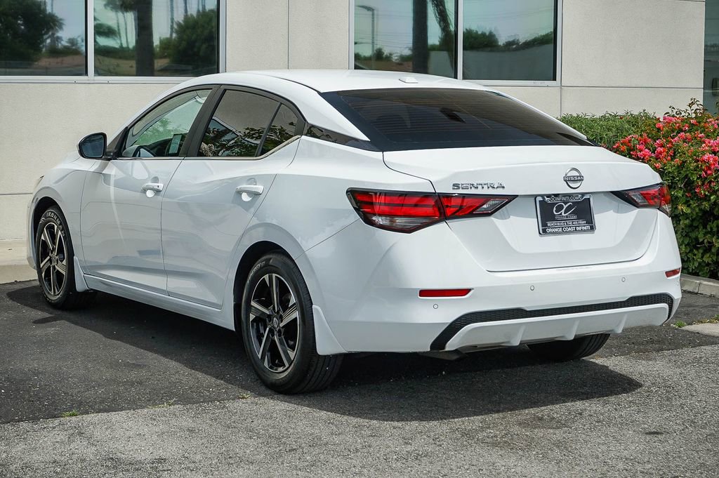 Used 2025 Nissan Sentra SV w/ All-Weather Package image 4