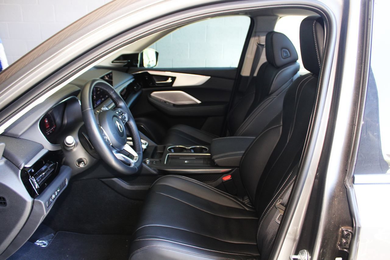 Used 2026 Acura MDX FWD image 11
