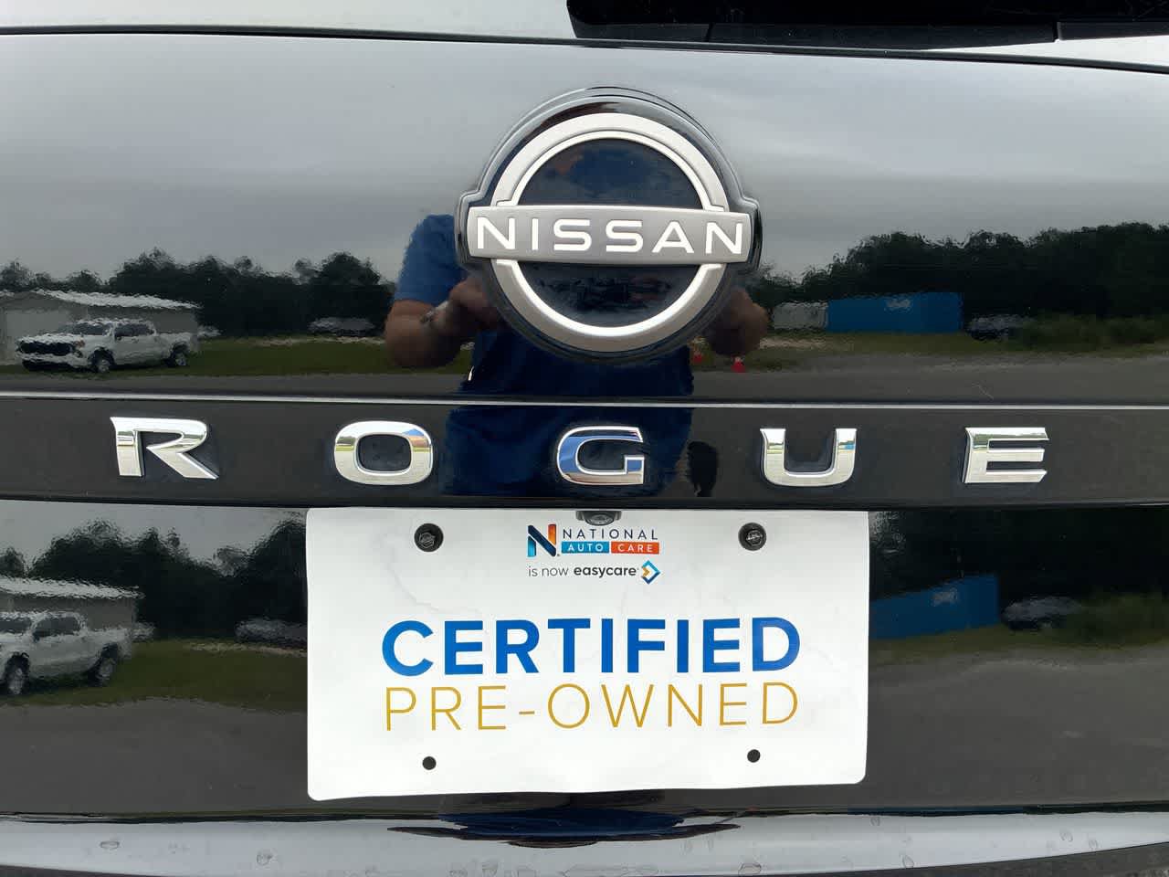 Used 2023 Nissan Rogue SV FWD image 29
