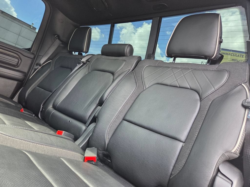 Used 2025 RAM 1500 Limited w/ Off Road Group AWD/4WD image 24
