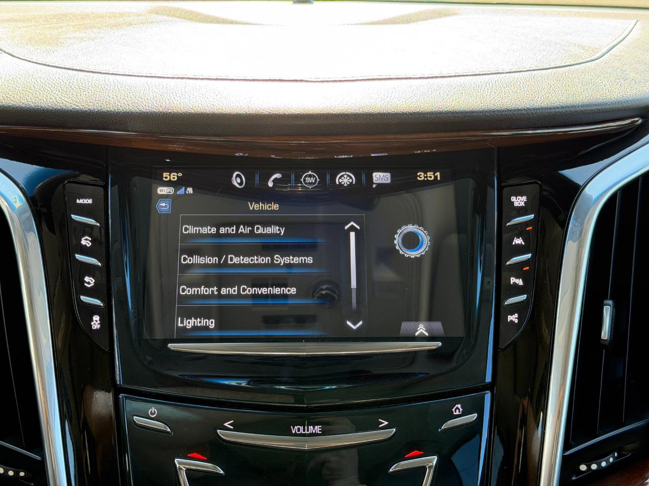 Used 2018 Cadillac Escalade Luxury AWD/4WD image 73