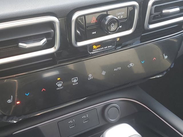New 2026 Nissan Sentra SR w/ SR Premium Package FWD image 16