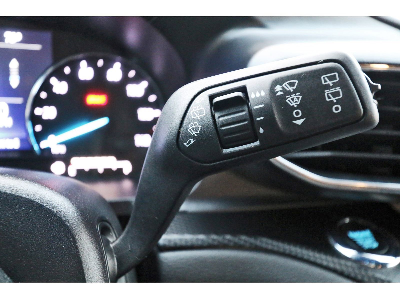 Used 2023 Ford Explorer ST-Line w/ Class IV Trailer Tow Package image 22