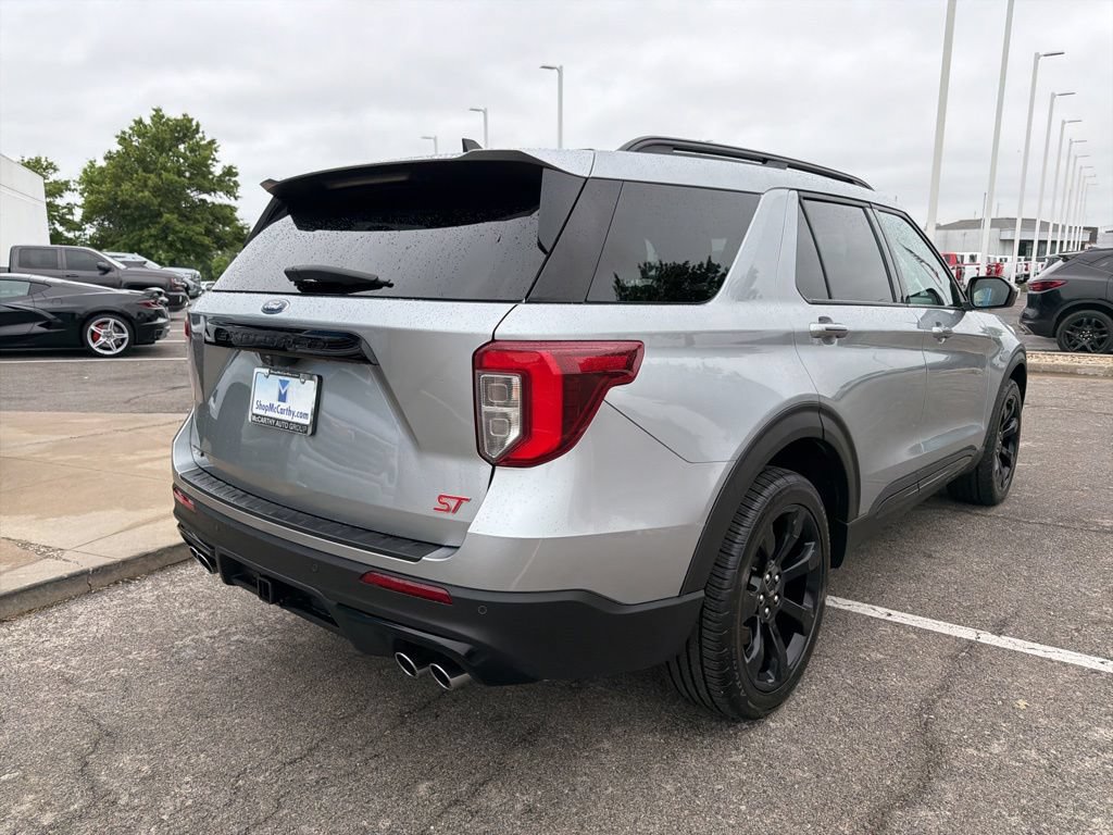 Used 2022 Ford Explorer ST w/ ST Street Pack AWD/4WD image 3