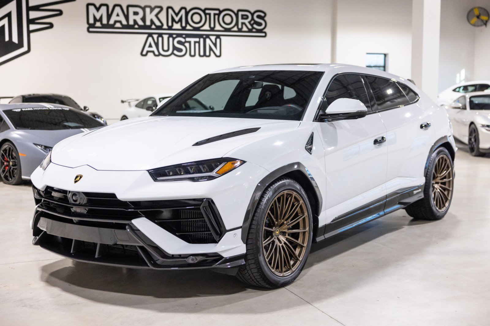 Used 2023 Lamborghini Urus Performante image 12