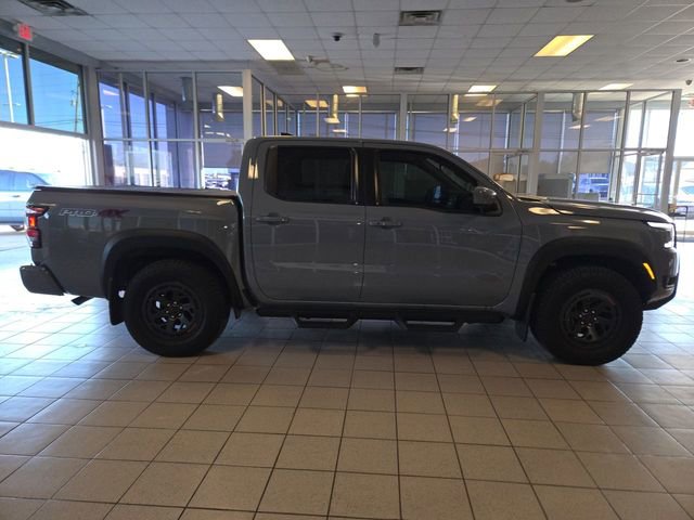 Used 2025 Nissan Frontier PRO-4X w/ Pro Convenience Package image 9