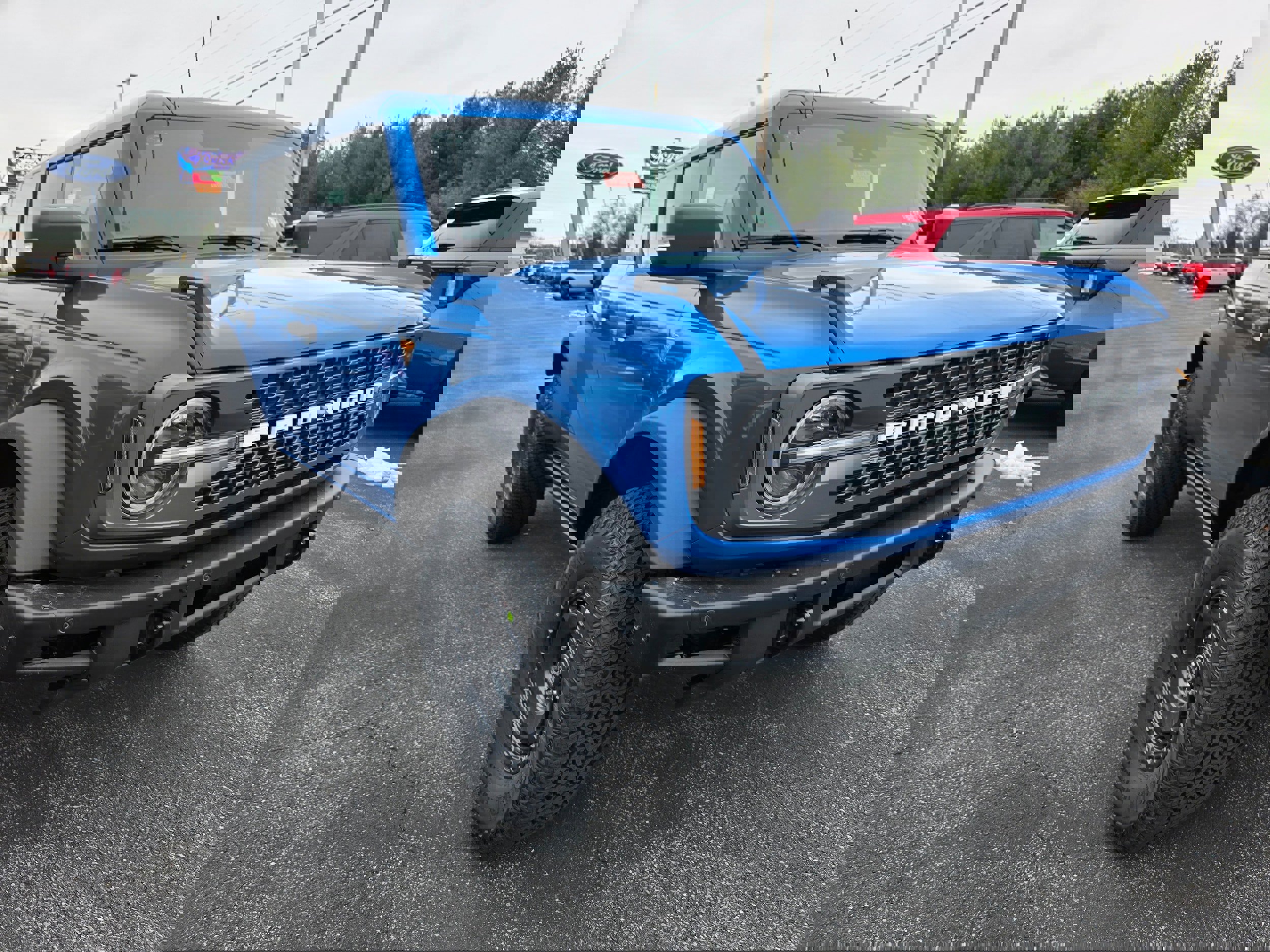 New 2025 Ford Bronco Badlands image 14