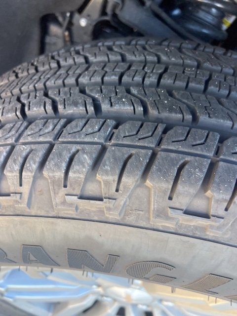 Used 2024 Chevrolet Colorado LT w/ LT Convenience Package III image 20