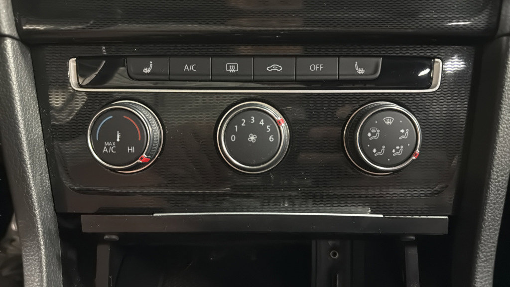 Used 2017 Volkswagen GTI S image 26