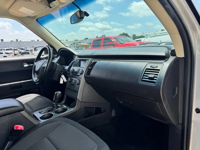 Used 2019 Ford Flex SE FWD image 25
