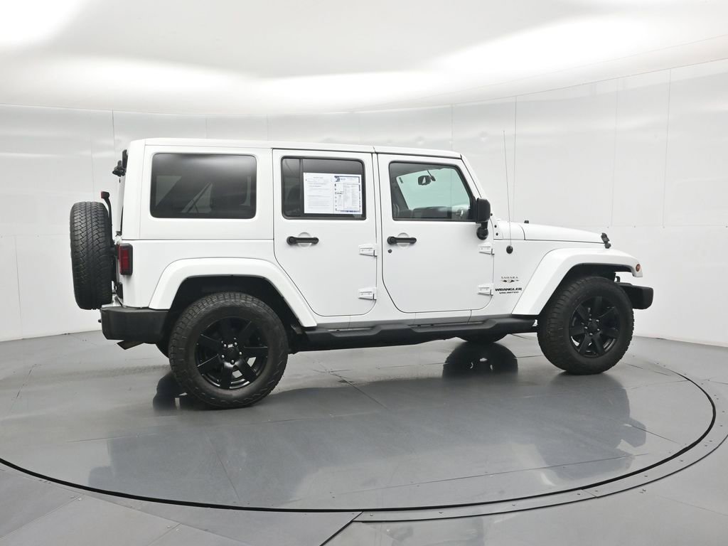 Used 2016 Jeep Wrangler Unlimited Sahara w/ Connectivity Group image 24