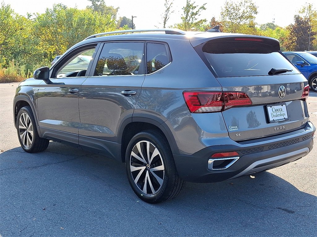 Used 2022 Volkswagen Taos SE image 7