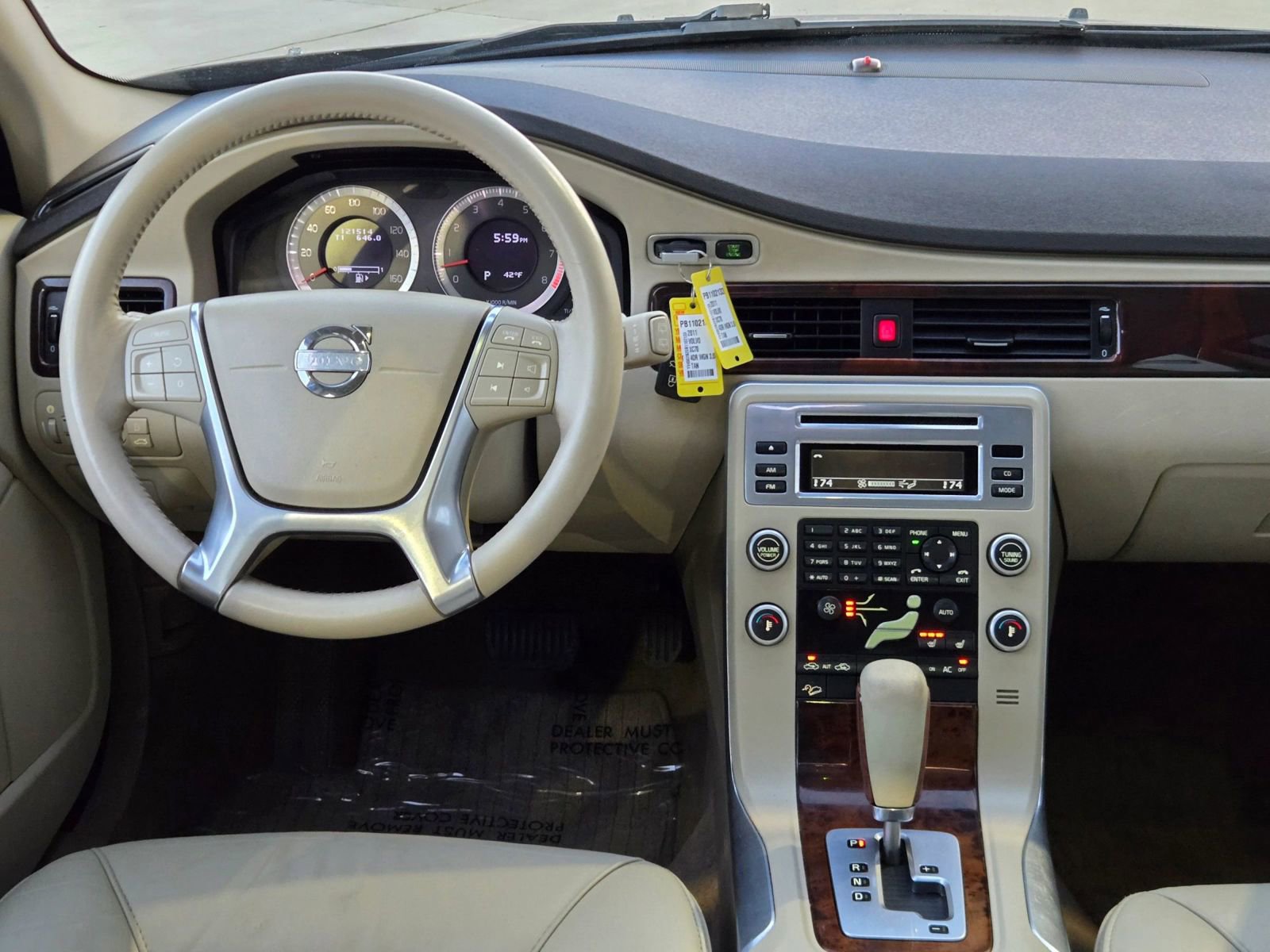 Used 2011 Volvo XC70 T6 image 23