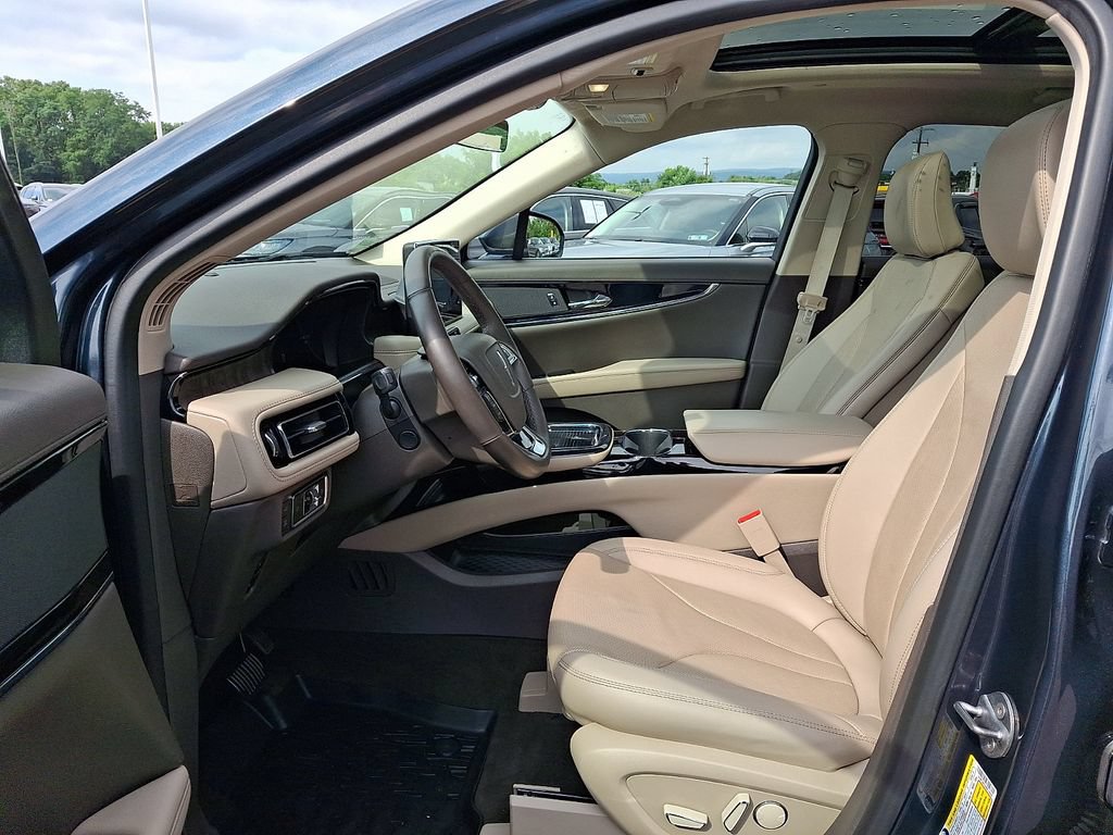 Certified 2023 Lincoln Nautilus Reserve AWD/4WD image 13