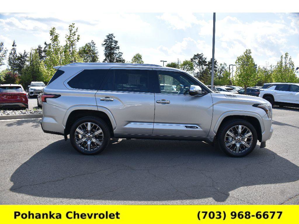 Used 2023 Toyota Sequoia Capstone AWD/4WD image 8